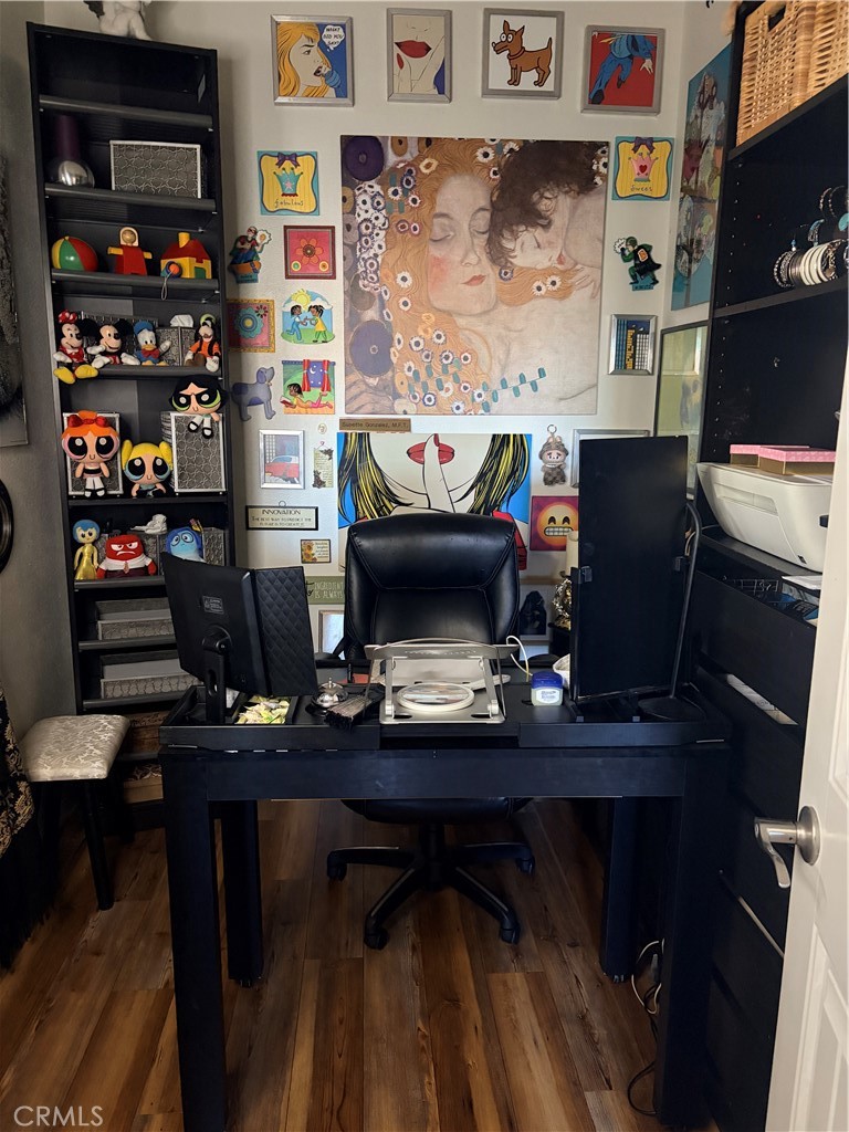 main property photo 14