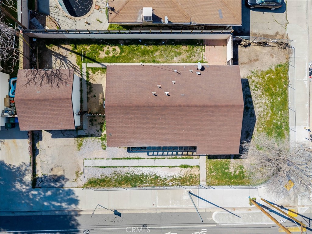 main property photo 27