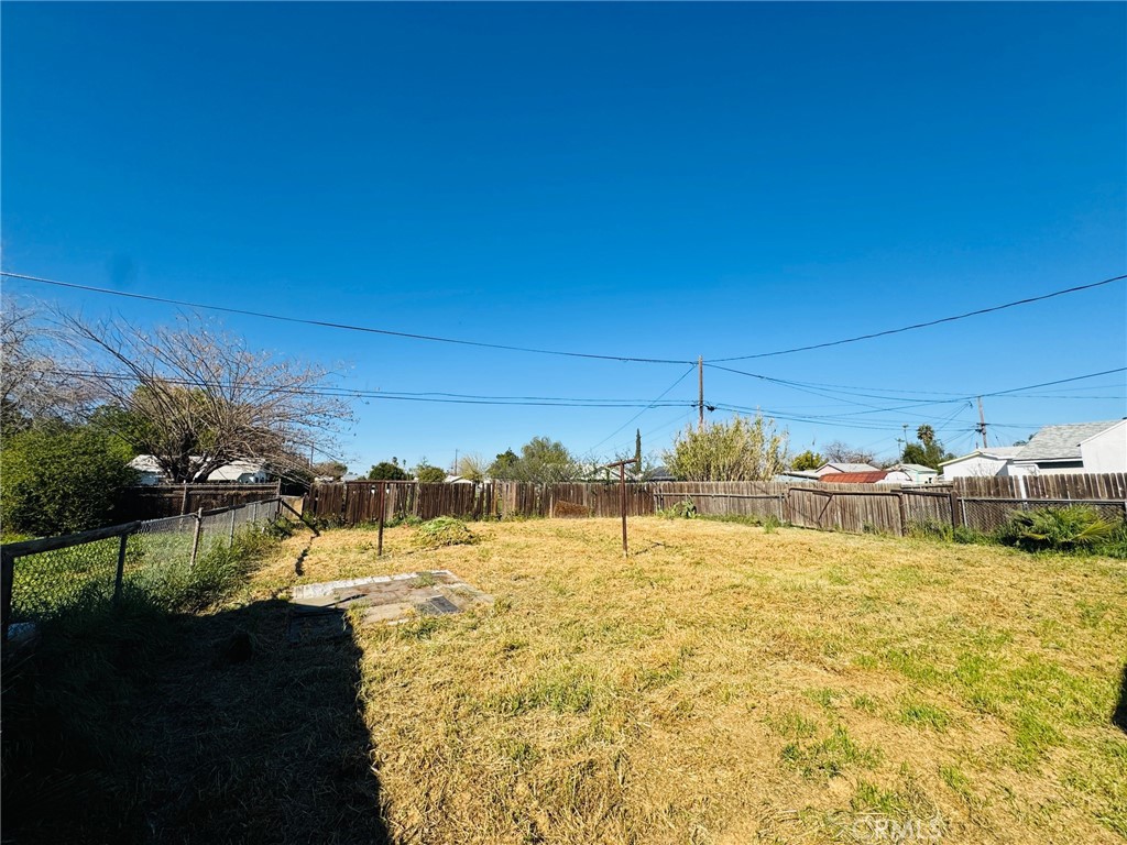 main property photo 14