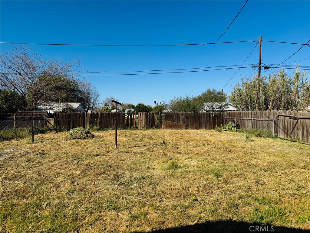 main property photo 16