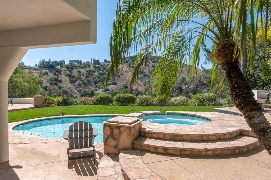 main property photo 45
