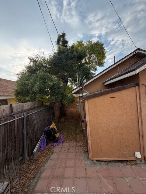 main property photo 10