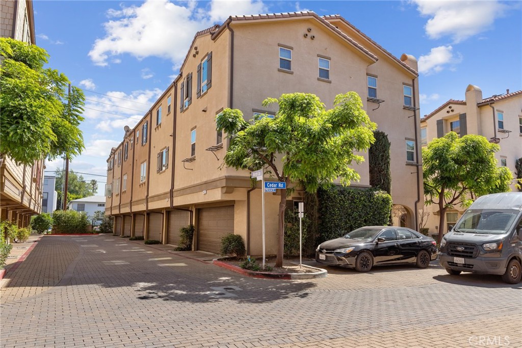 main property photo 24