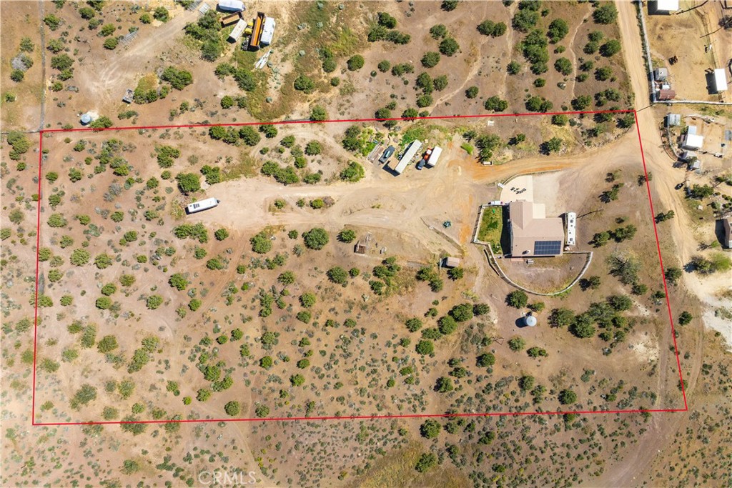 main property photo 40