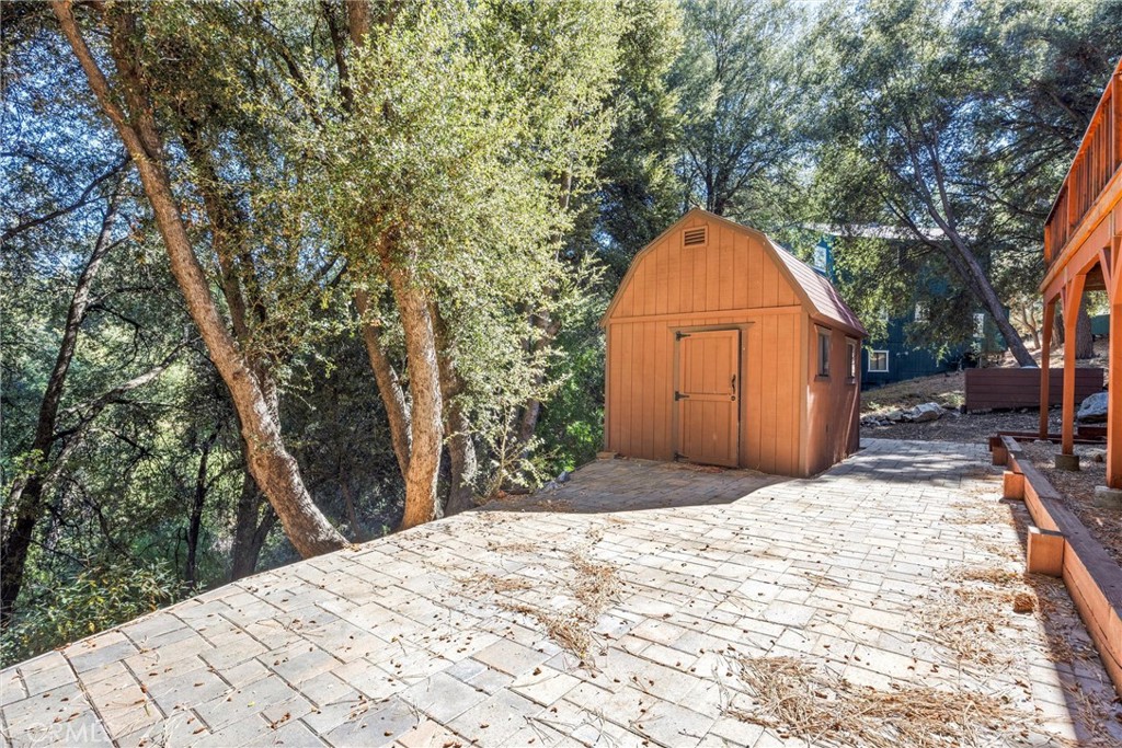 main property photo 34