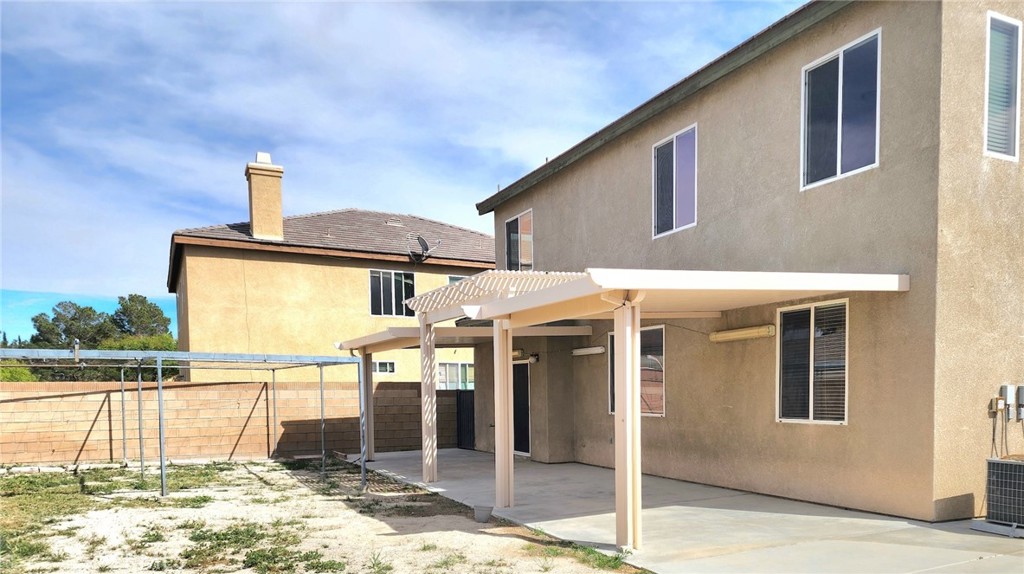 main property photo 19