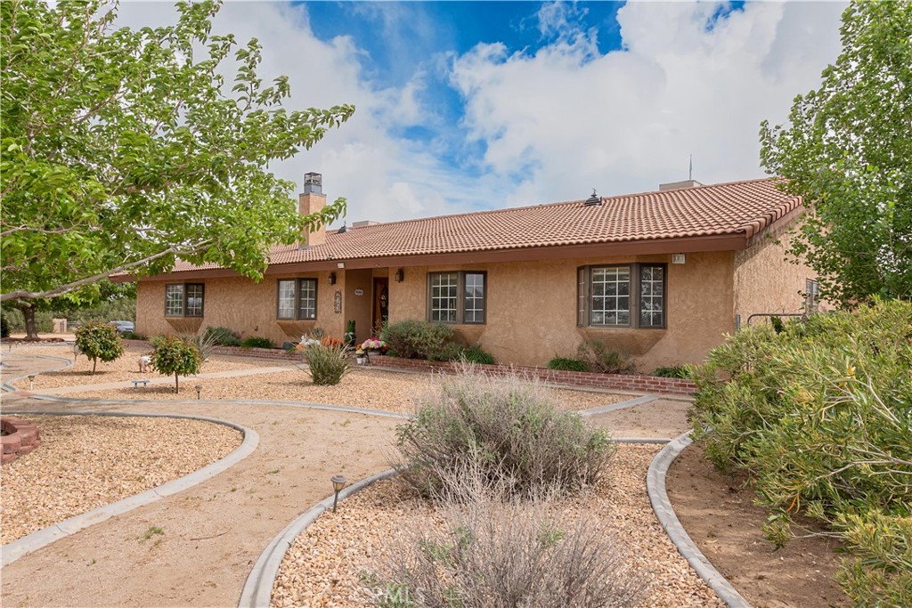 main property photo 4