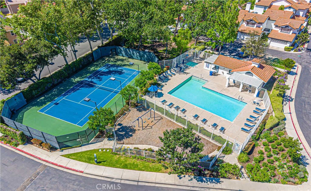 main property photo 45
