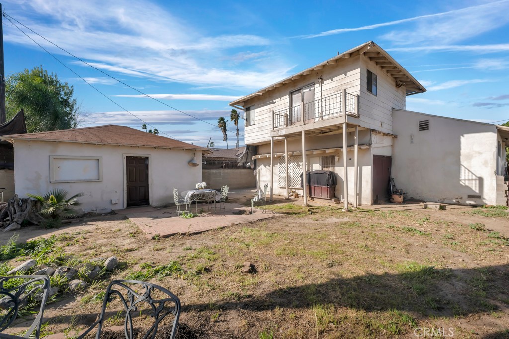 main property photo 6