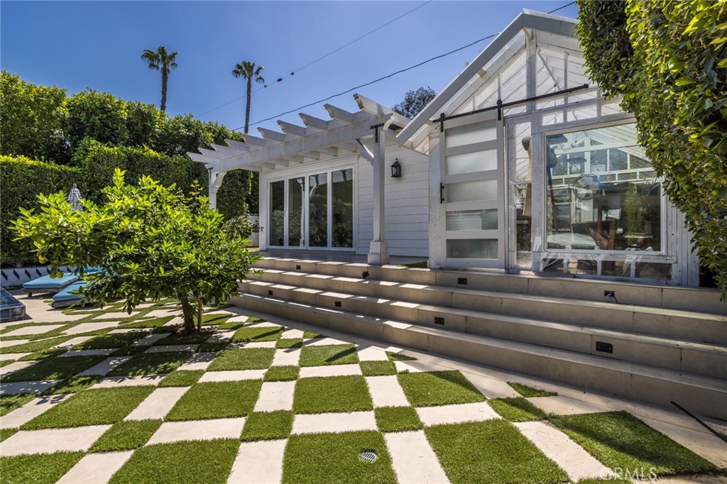 main property photo 54