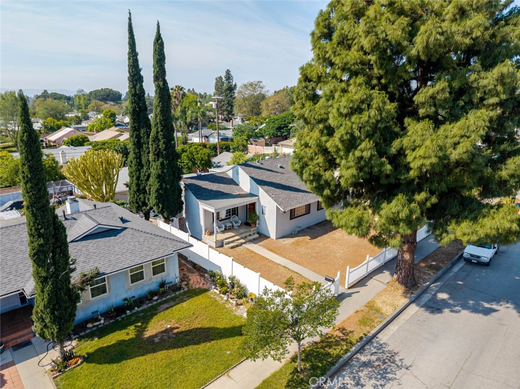 main property photo 38