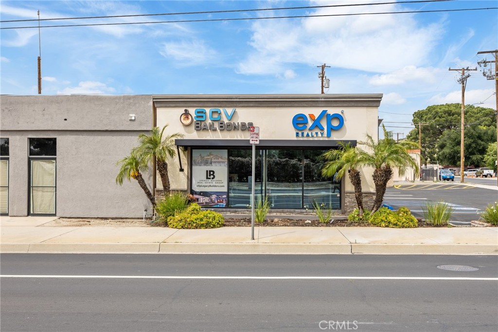 main property photo 28