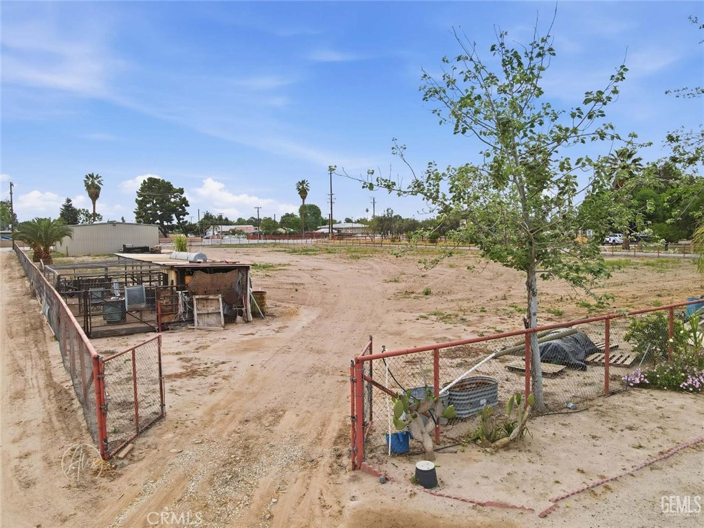 main property photo 44