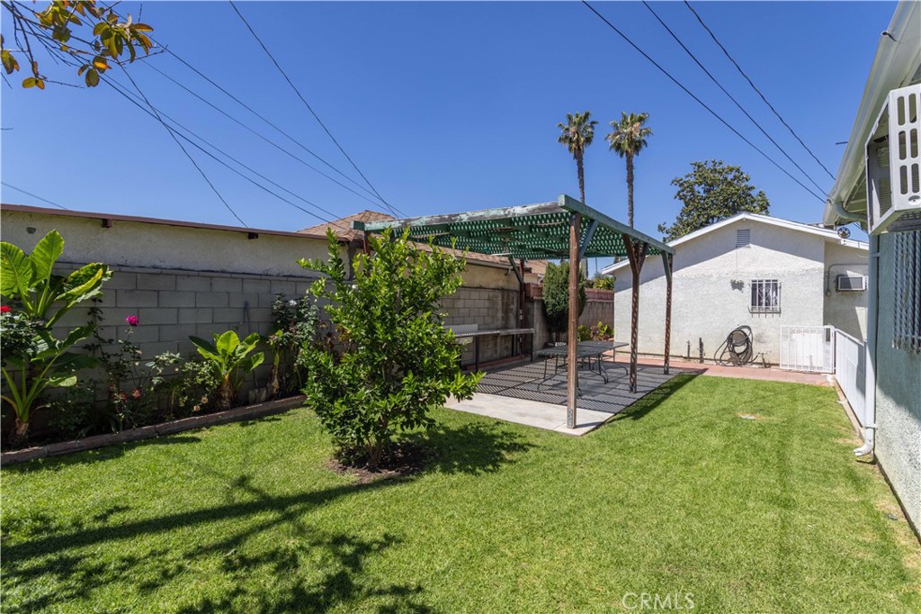main property photo 25