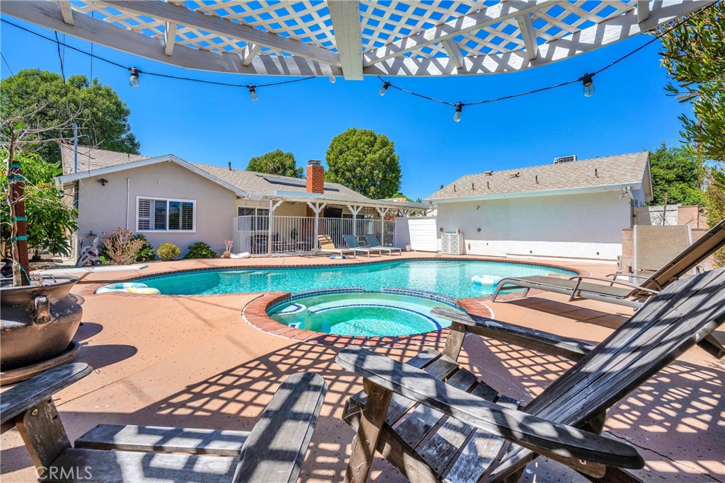 main property photo 47