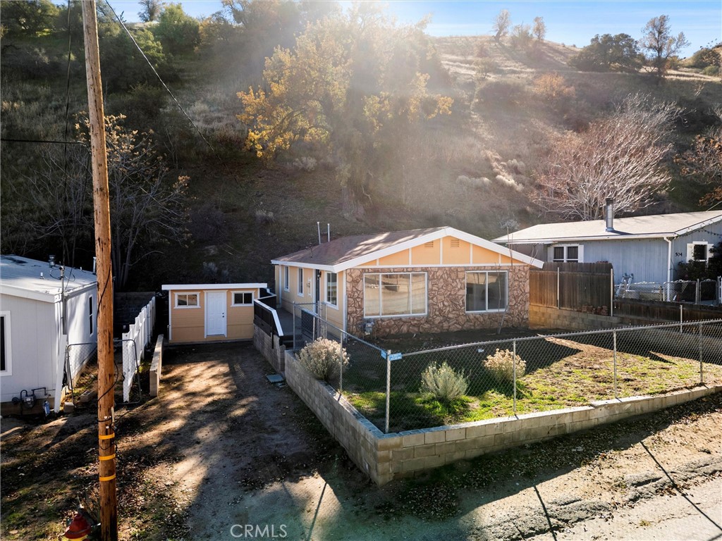 main property photo 33