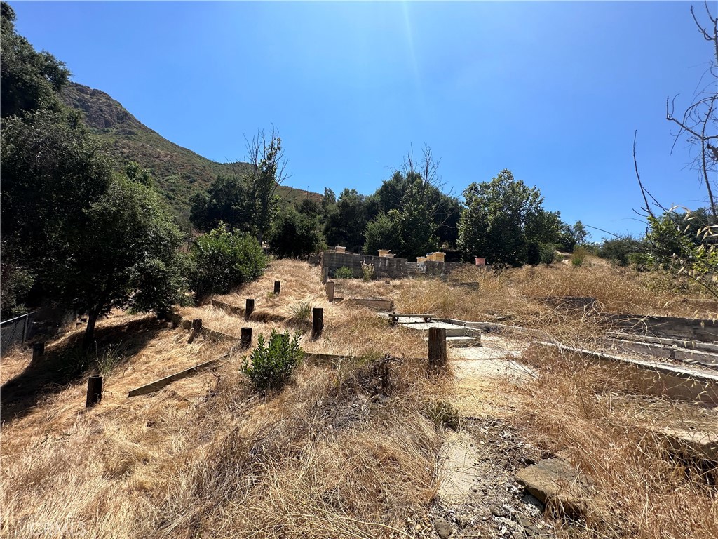 main property photo 23