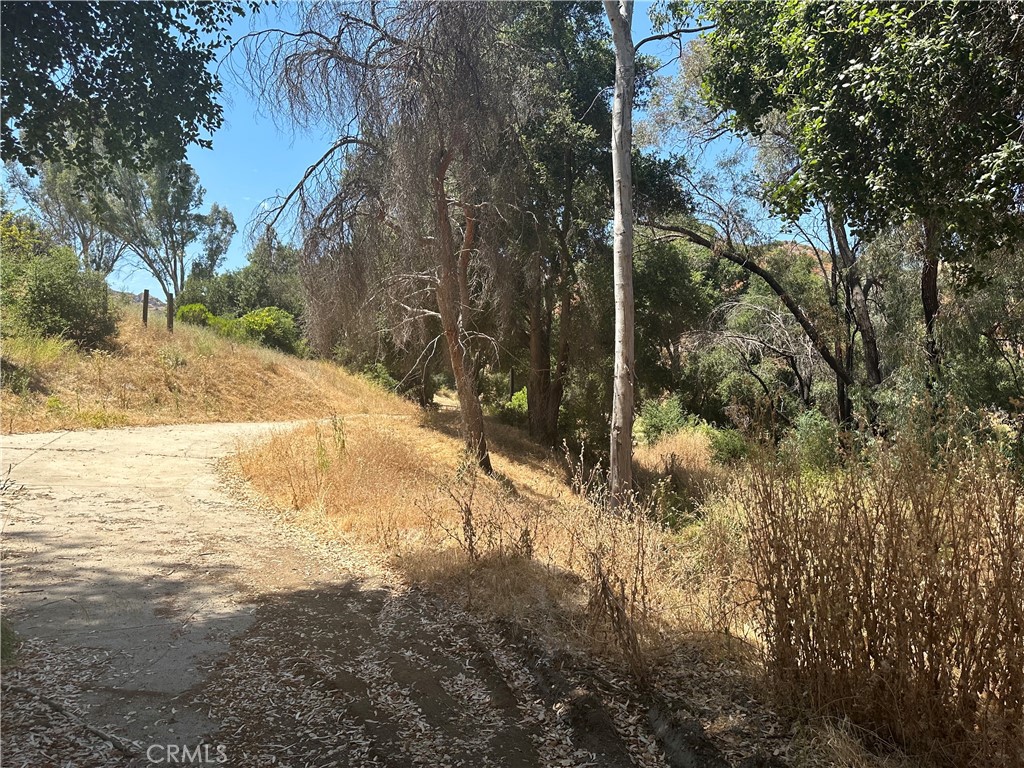 main property photo 34