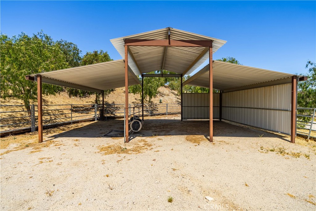main property photo 65