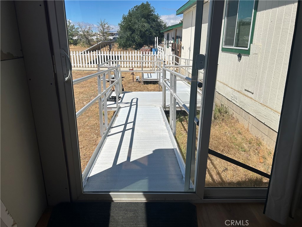 main property photo 13