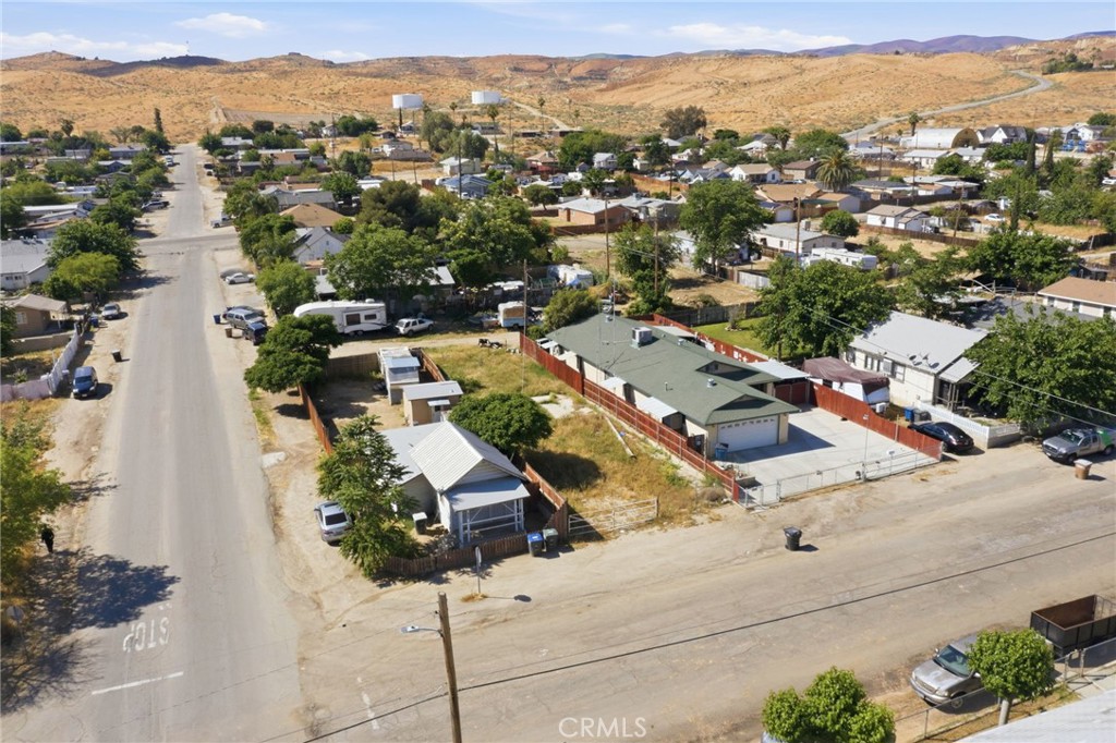 main property photo 4