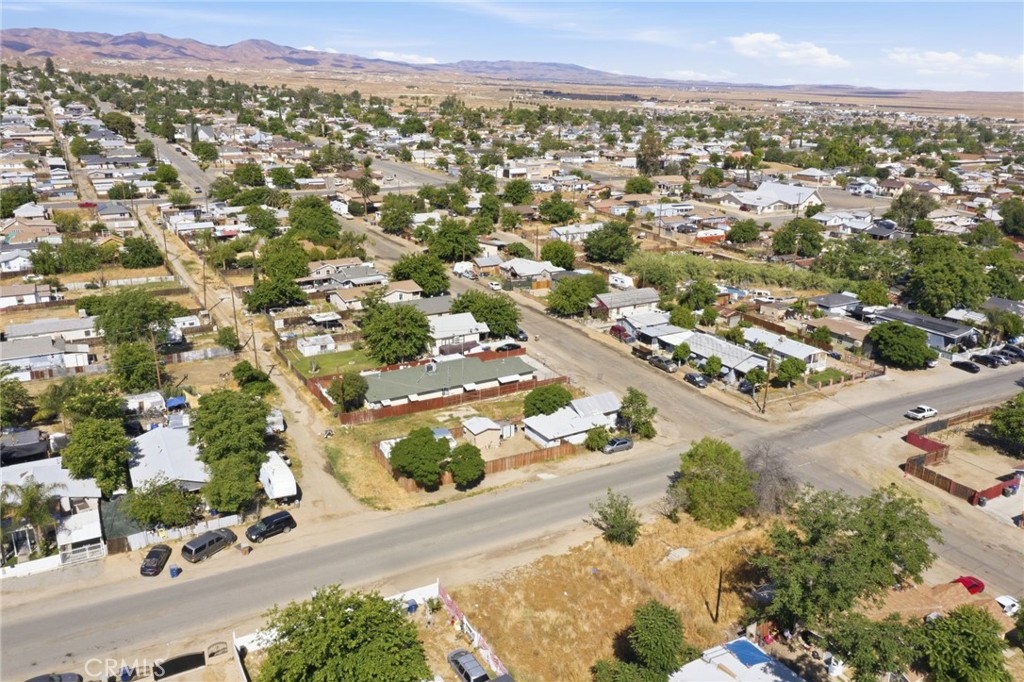 main property photo 9