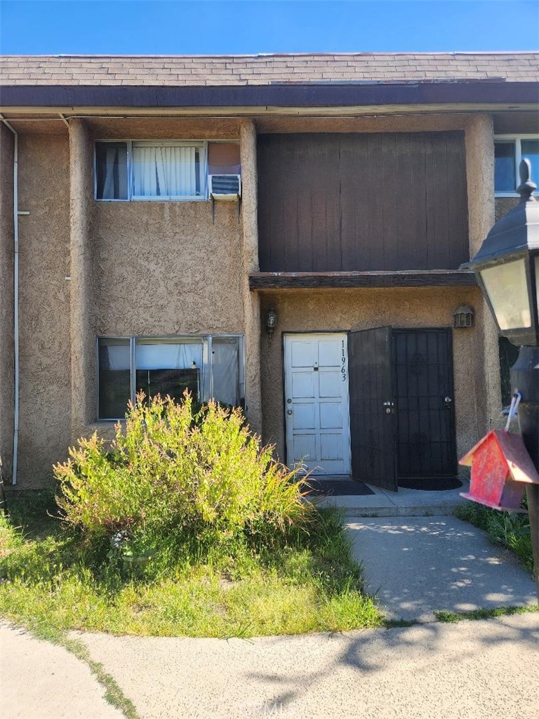 main property photo 11