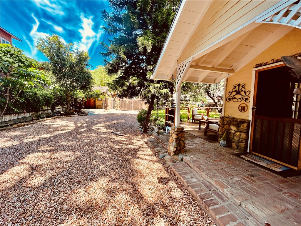 main property photo 67