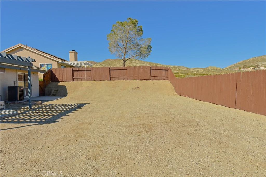 main property photo 40