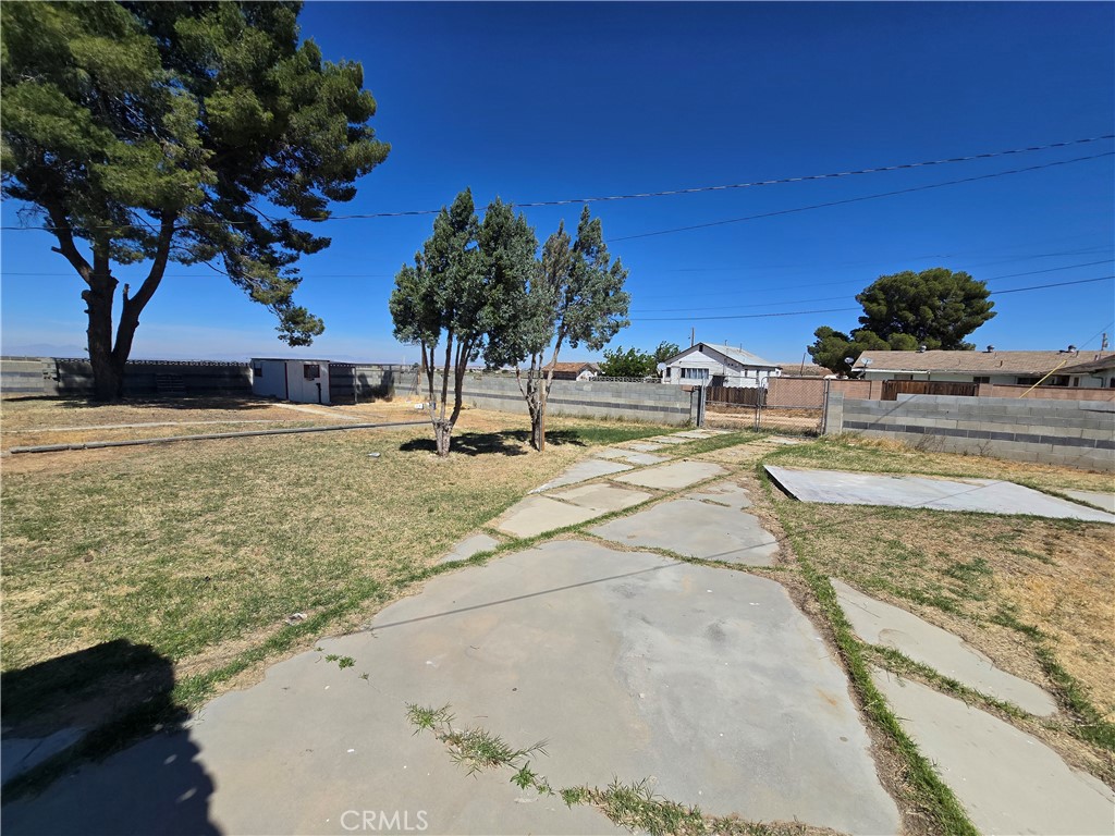 main property photo 13