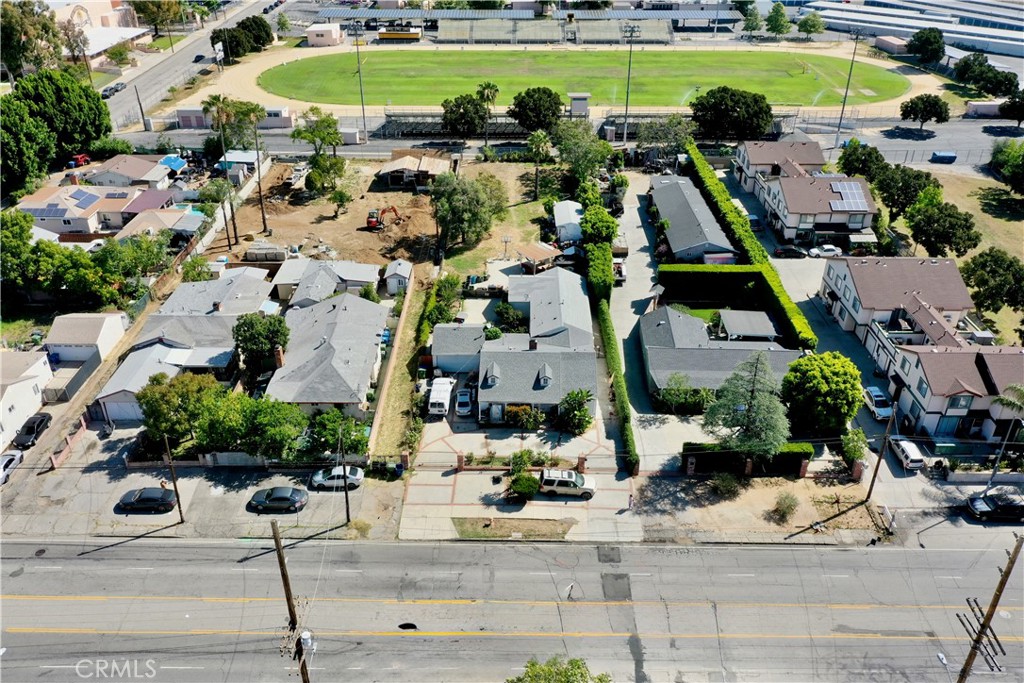 main property photo 19