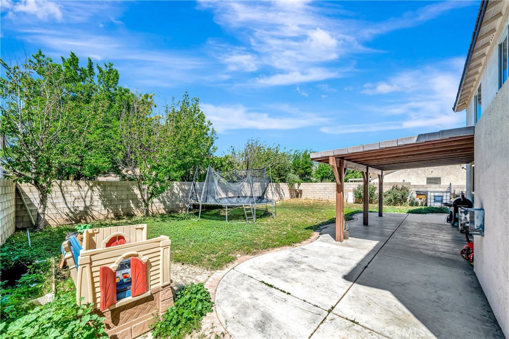 main property photo 45