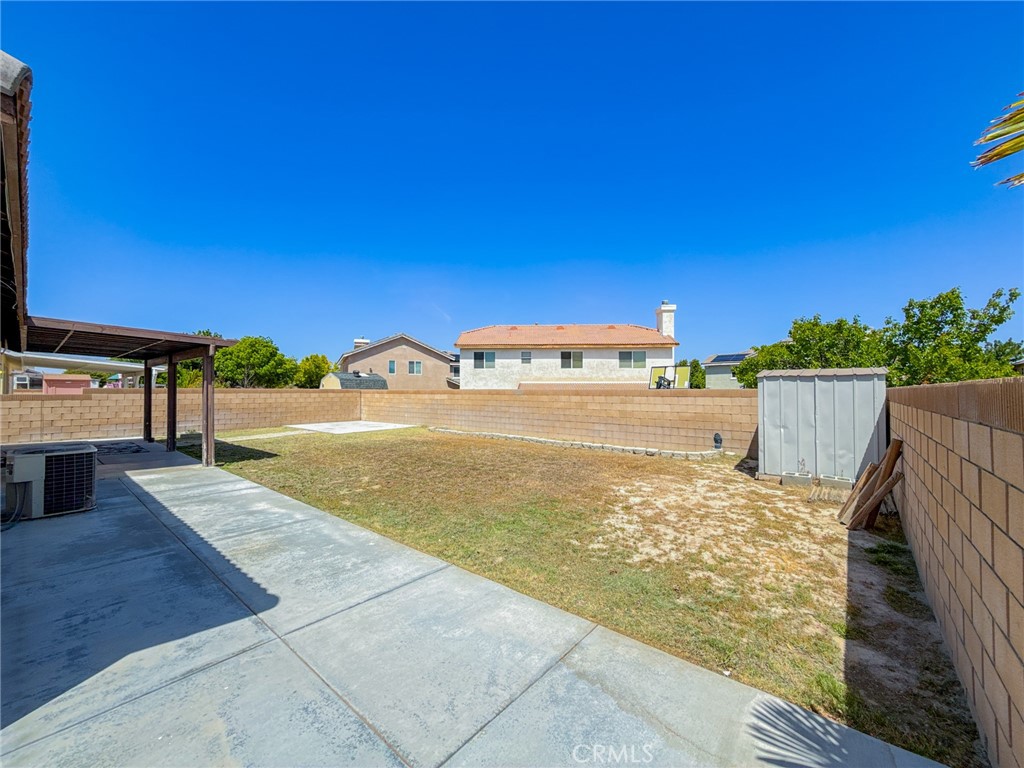 main property photo 13