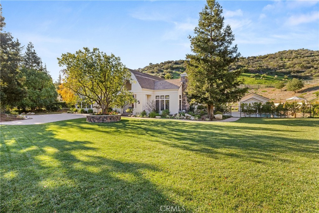 main property photo 19
