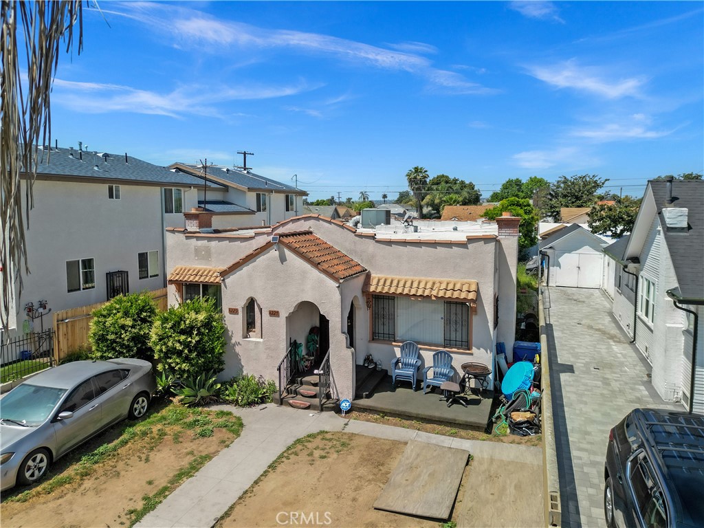 main property photo 12