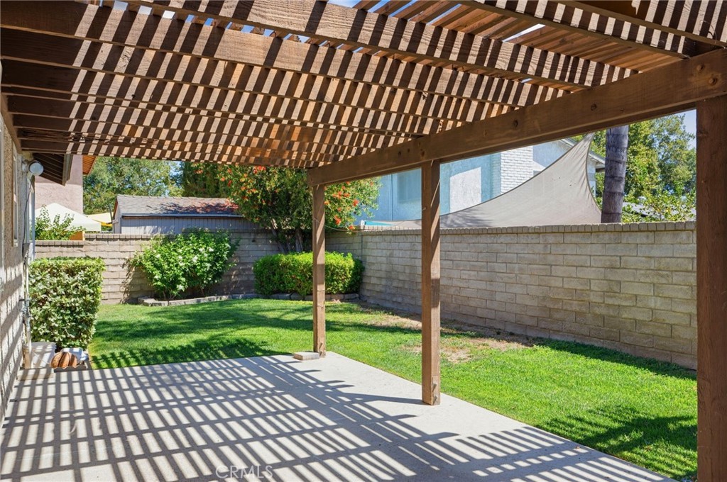 main property photo 26