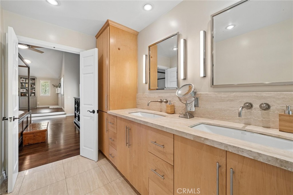 main property photo 62