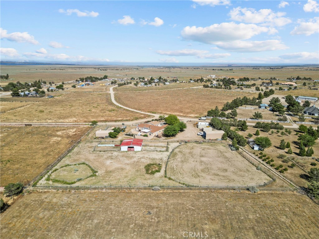 main property photo 45
