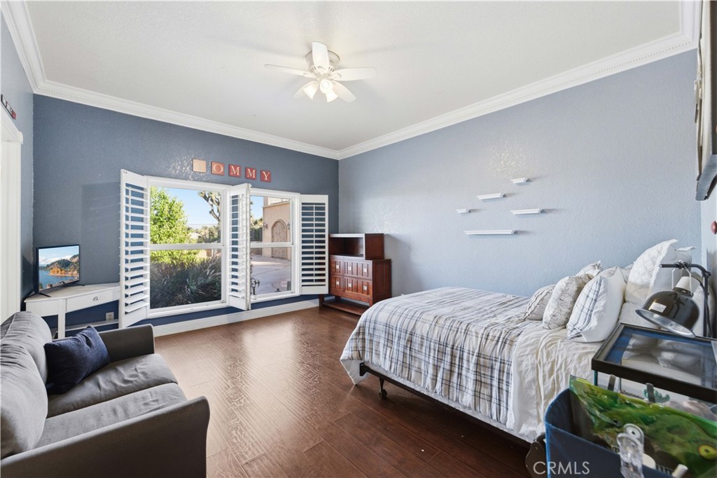 main property photo 31