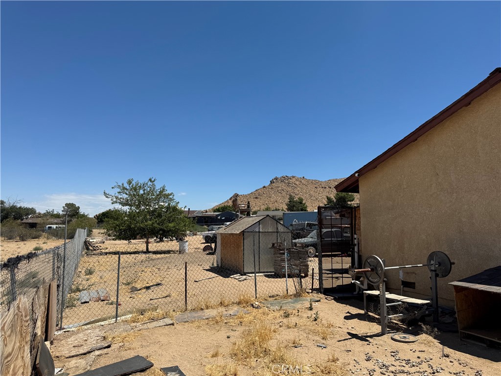 main property photo 6