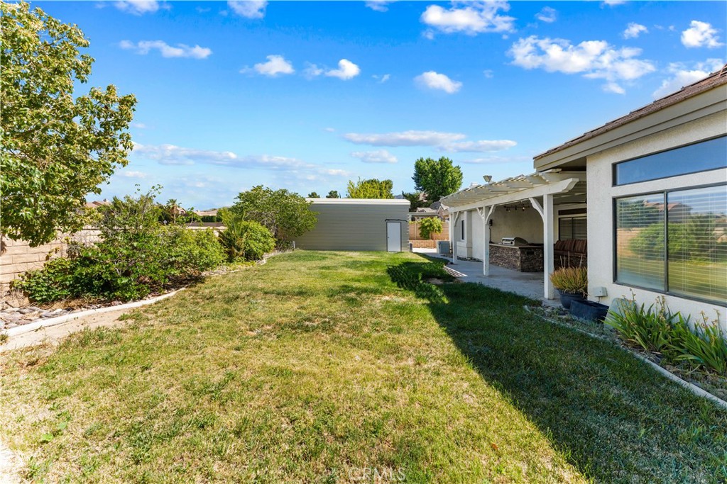 main property photo 22