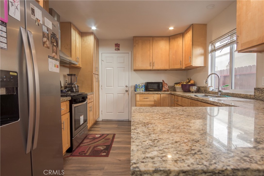 main property photo 2
