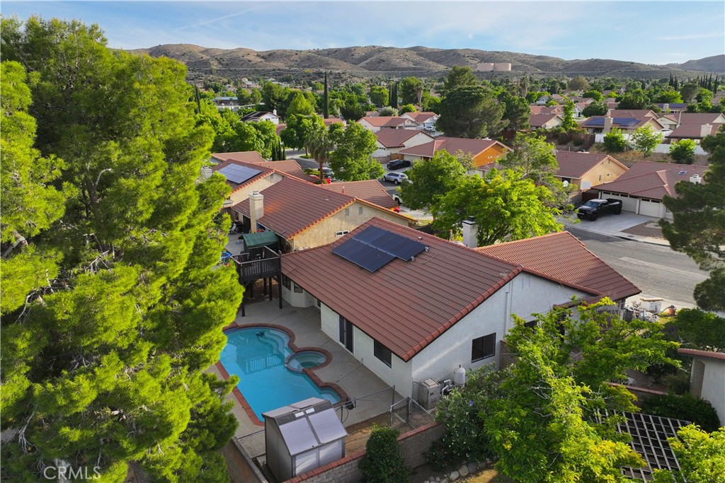main property photo 31