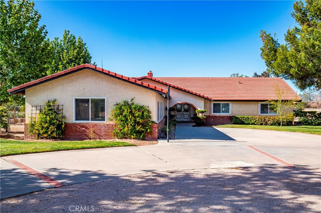 main property photo 22