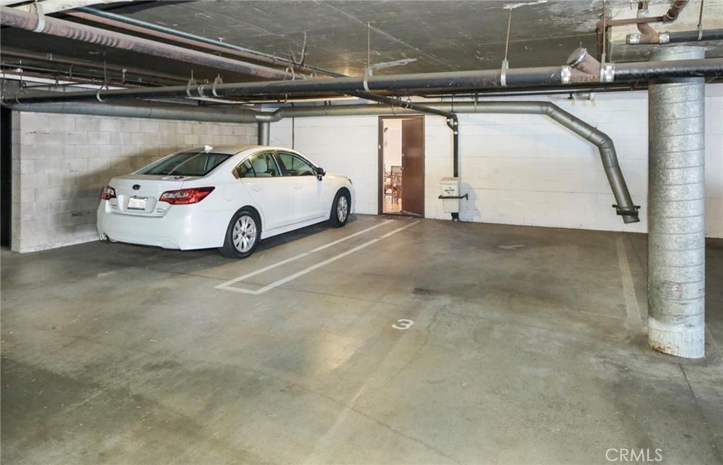 main property photo 50