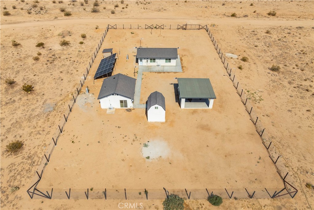 main property photo 36