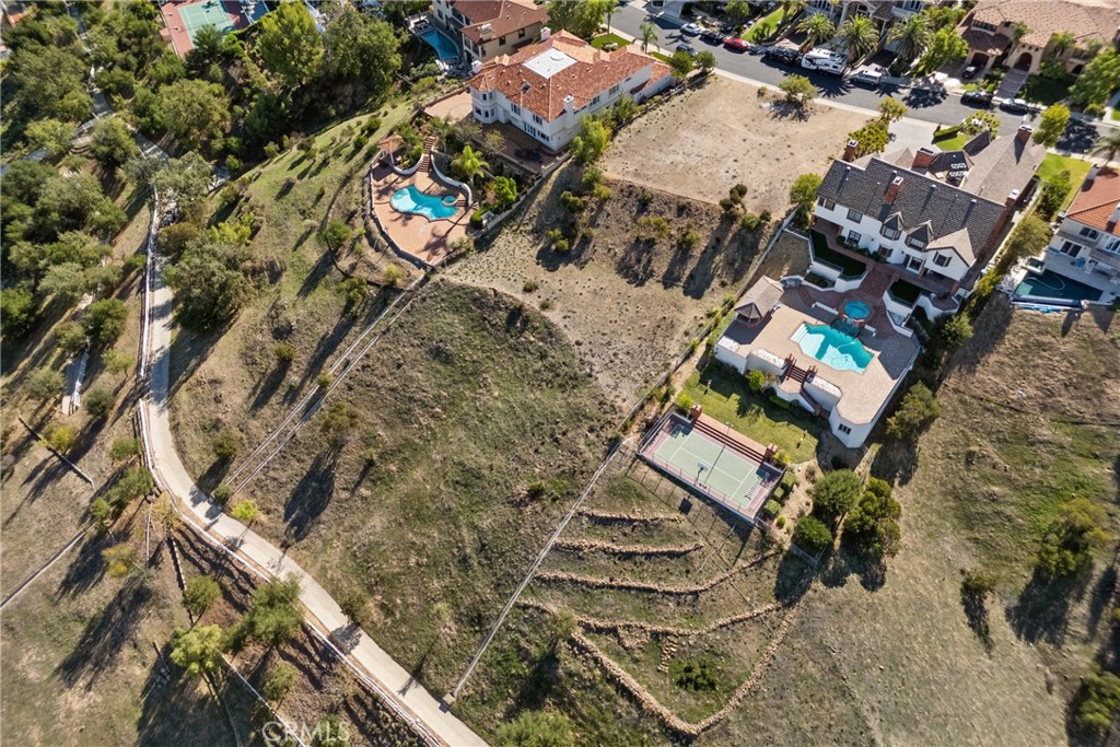 main property photo 15