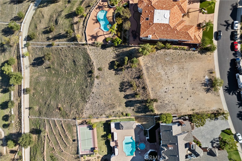 main property photo 18