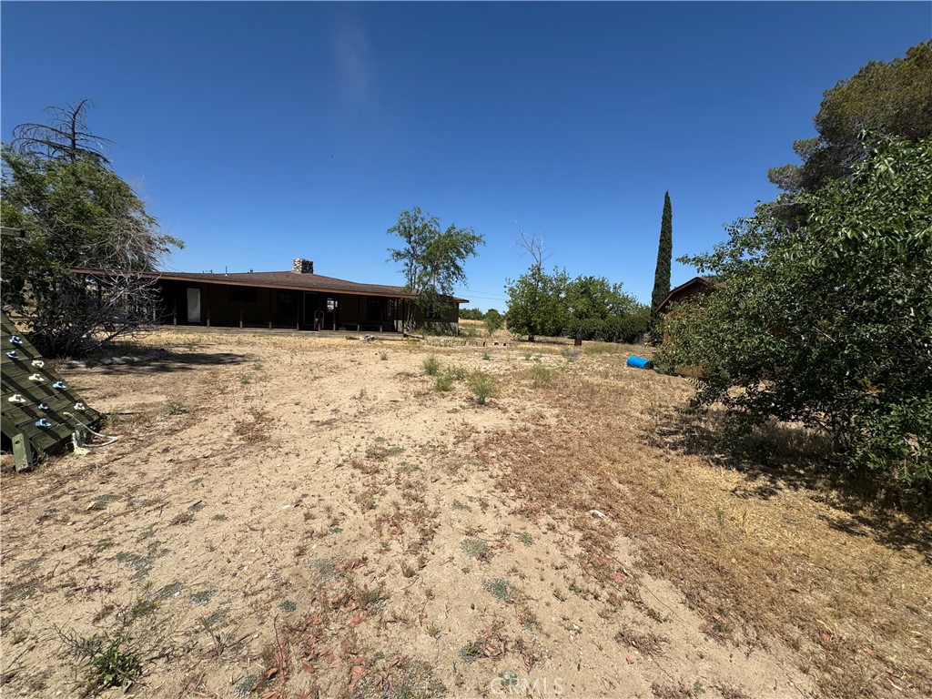 main property photo 23