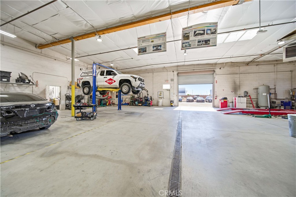 main property photo 29